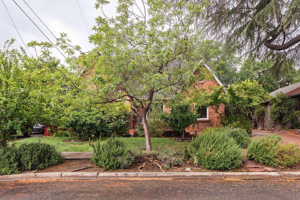 Stockton, CA 95204,2221 Dwight WAY