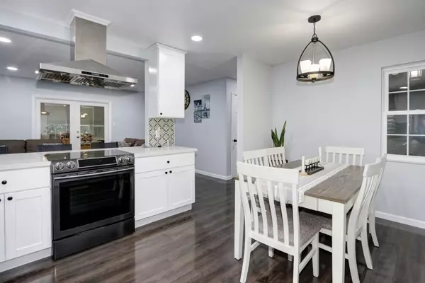 Rancho Cordova, CA 95670,10420 White Rock RD