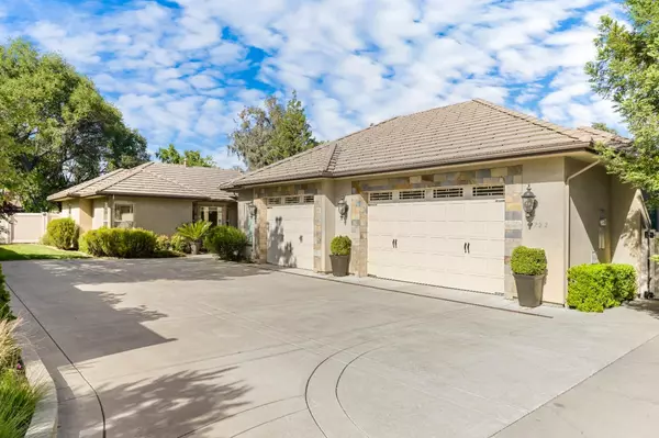 Sacramento, CA 95841,4722 Mohamed Oaks CT