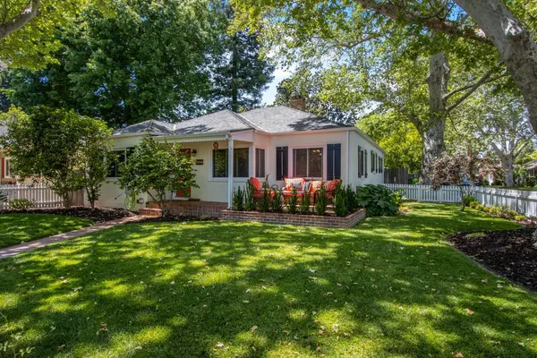 3000 Hullin WAY, Sacramento, CA 95818