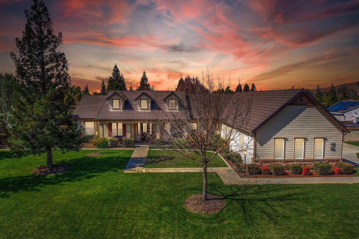 8060 Stallion WAY, Sacramento, CA 95830