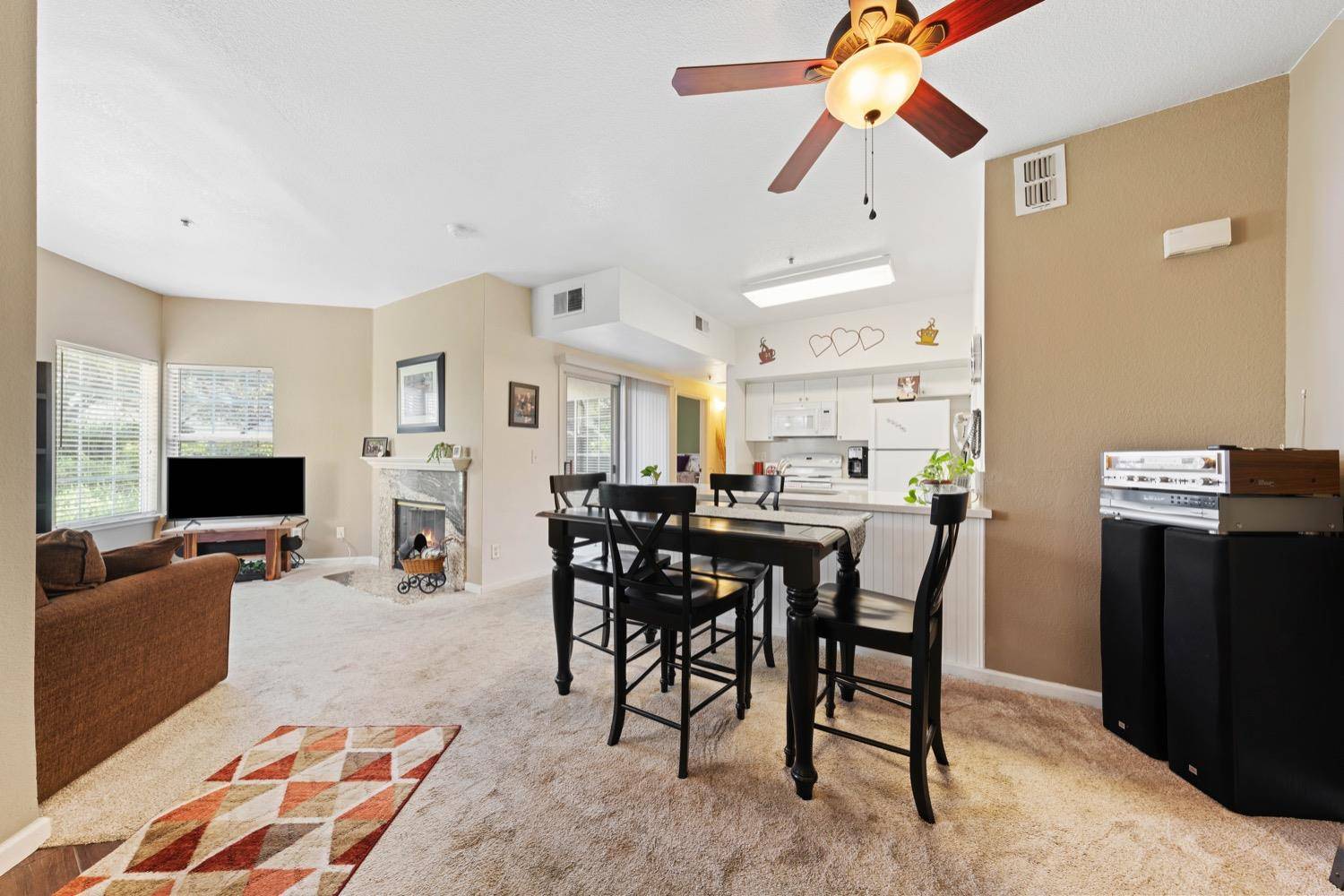 Rocklin, CA 95677,7100 Com E Beachcomber DR