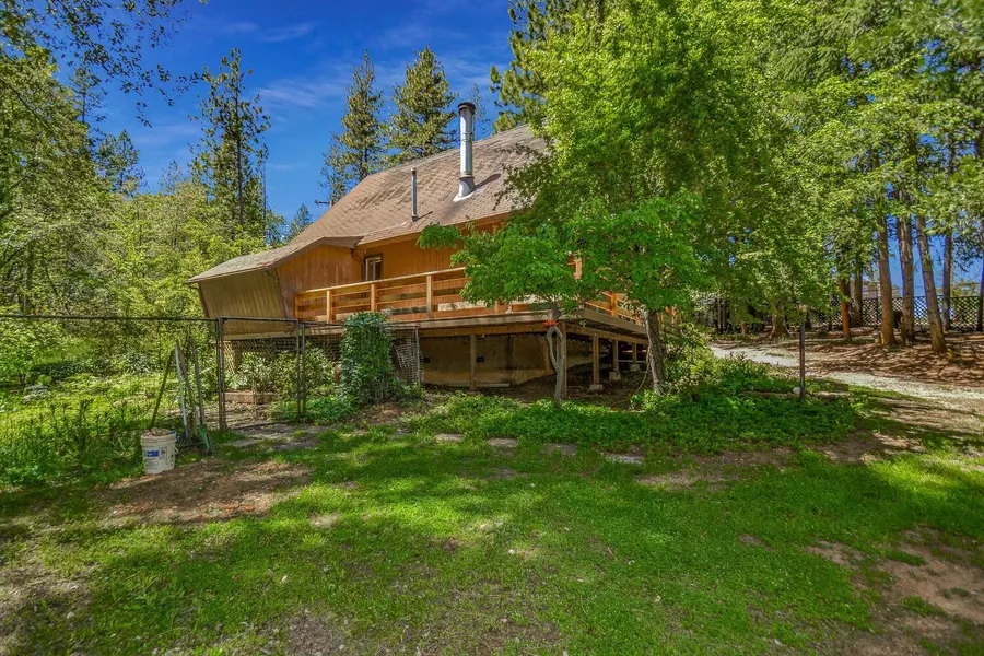 13780 Cedar Pine LN, Pine Grove, CA 95665