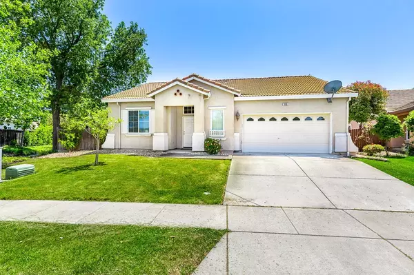 3115 Half Moon Bay CIR, West Sacramento, CA 95691