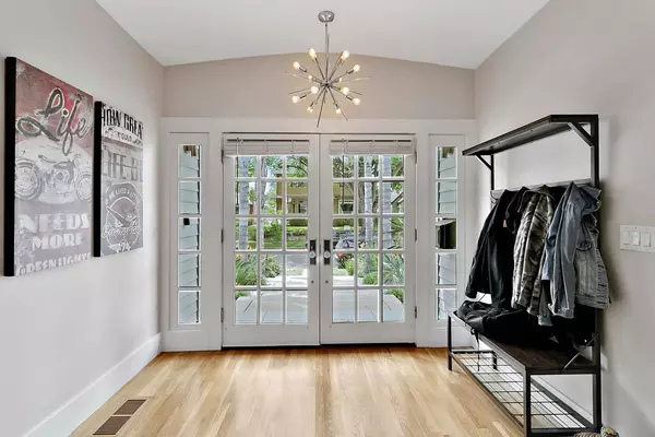 Sacramento, CA 95816,1719 38th ST