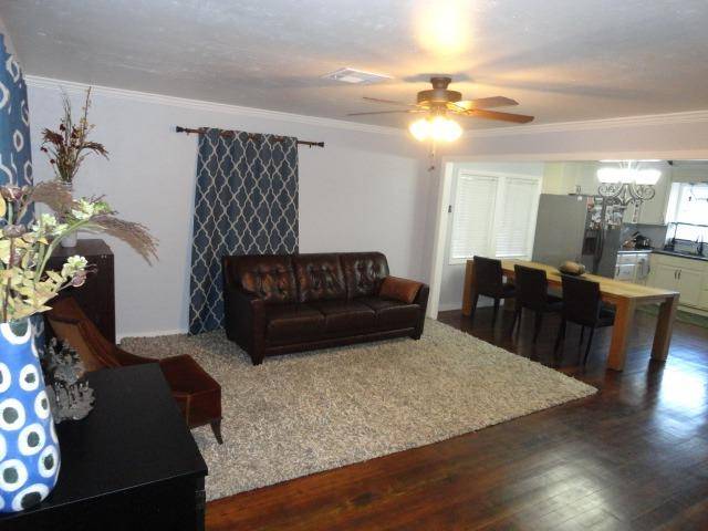 Stockton, CA 95204,1956 Elmwood AVE