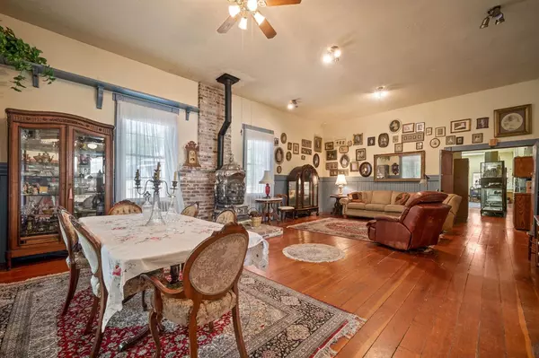 Amador City, CA 95601,14223 California 49