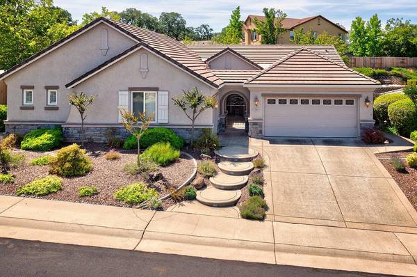 2900 Carradale DR, Roseville, CA 95661