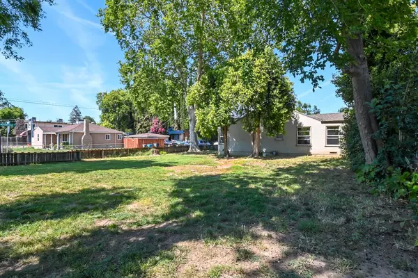 Yuba City, CA 95991,386 Woodbridge AVE