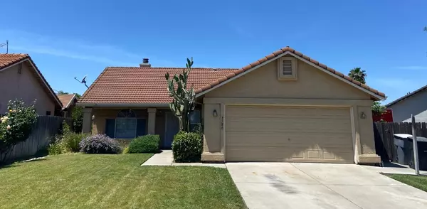 2586 Bordona DR, Riverbank, CA 95367