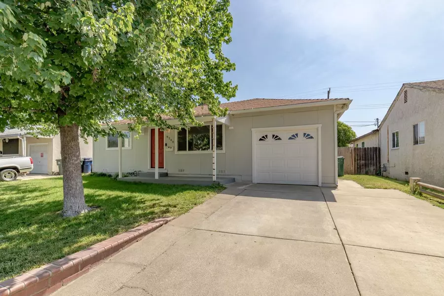 6240 Morazan ST, North Highlands, CA 95660