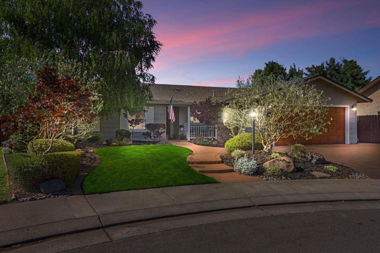 Lodi, CA 95240,895 Dorchester CIR