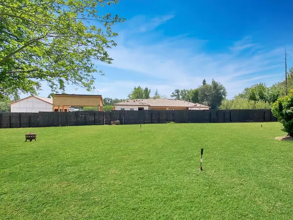 Loomis, CA 95650,3480 Sierra College BLVD