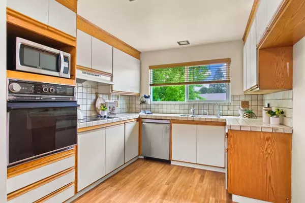 San Pablo, CA 94806,3118 Parker RD