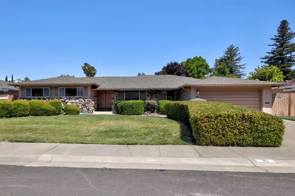 35 Parklite CIR, Sacramento, CA 95831