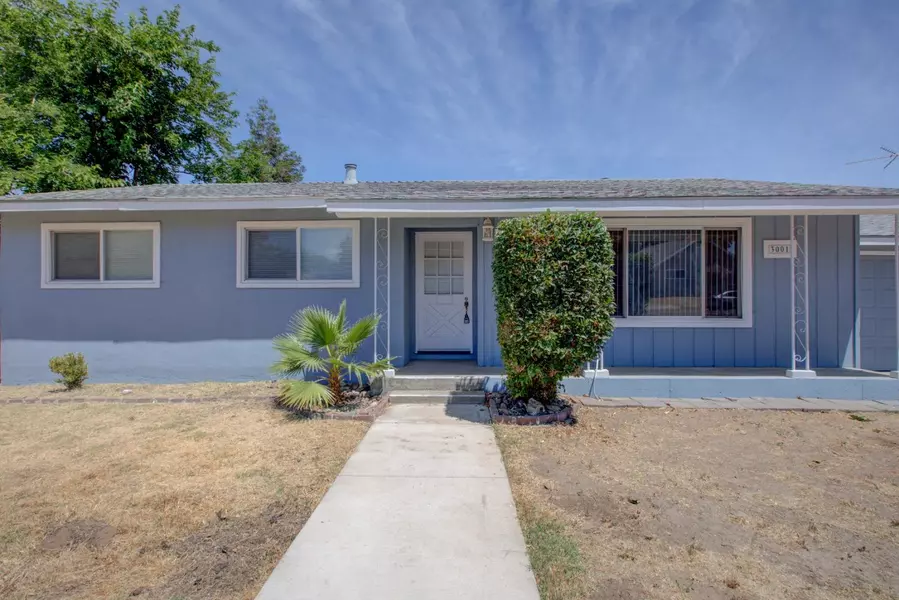 3001 Riverside DR, Riverbank, CA 95367