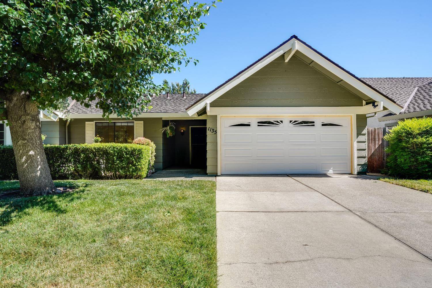 Sacramento, CA 95831,1135 Alder Tree WAY