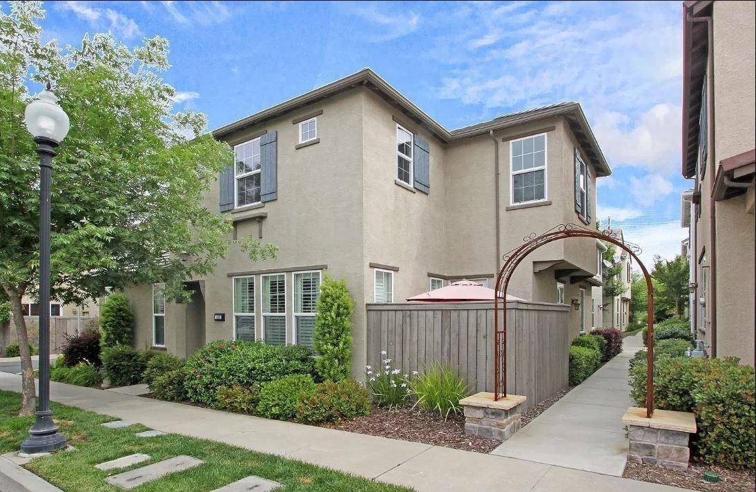 110 Talmont CIR #110, Roseville, CA 95678