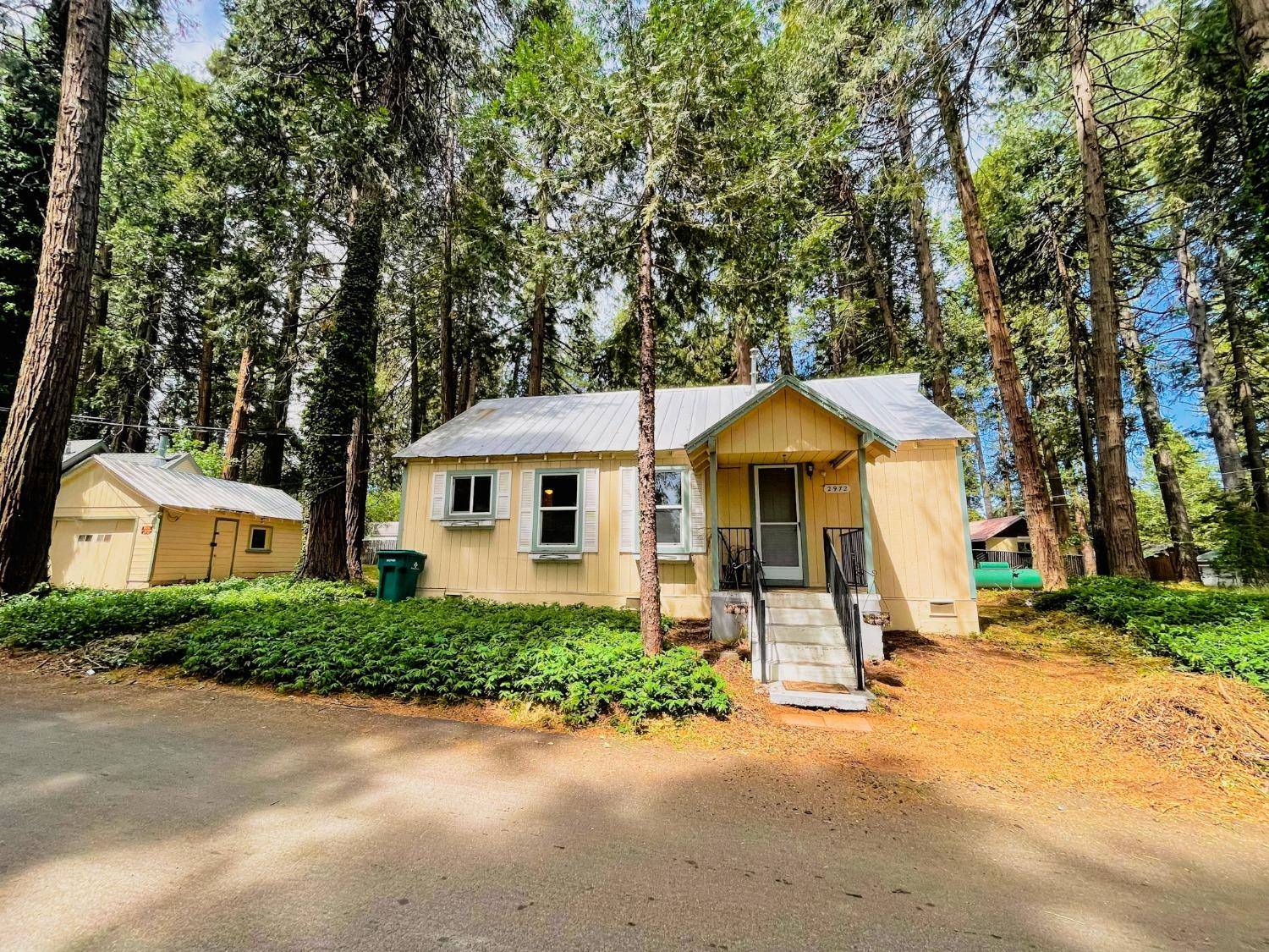 2972 Oak Street, Pollock Pines, CA 95726