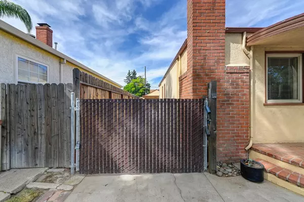 Sacramento, CA 95817,3209 U ST