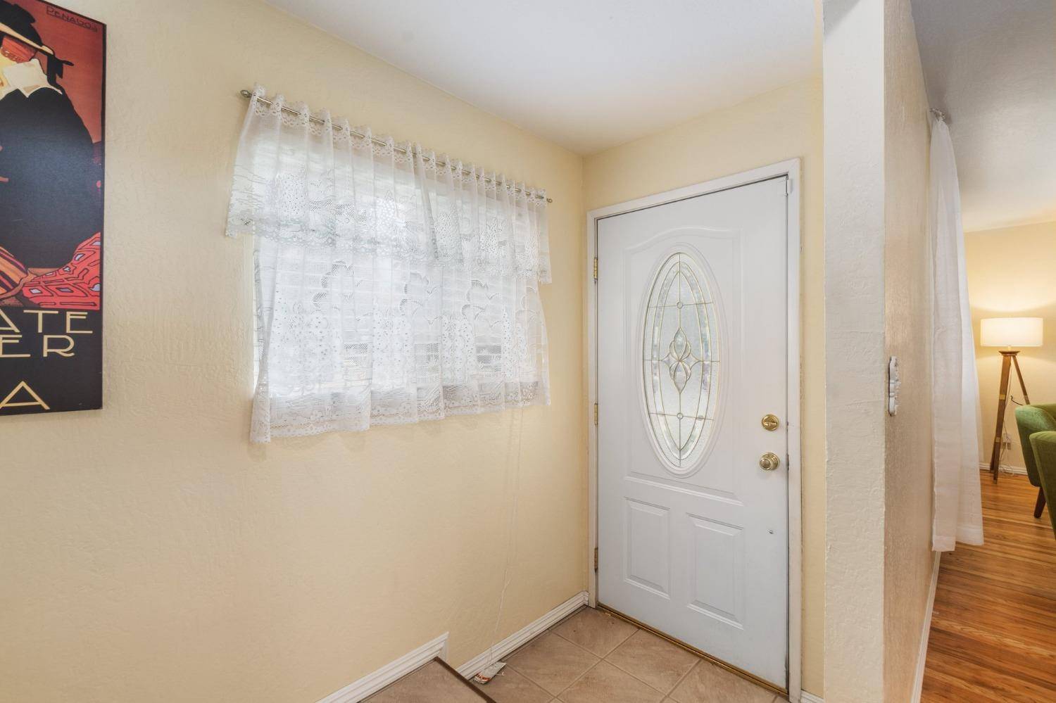 Davis, CA 95618,1301 Camphor LN