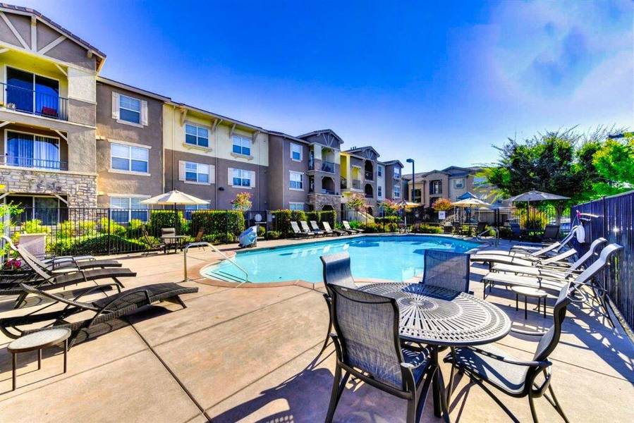 1250 Whitney Ranch Pkwy #213, Rocklin, CA 95765