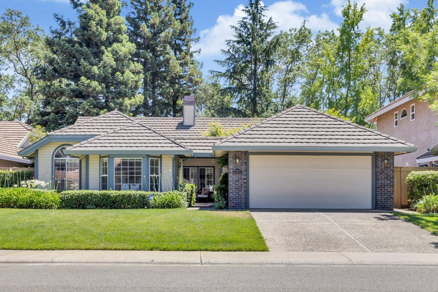 Gold River, CA 95670,11919 Prospect Hill DR