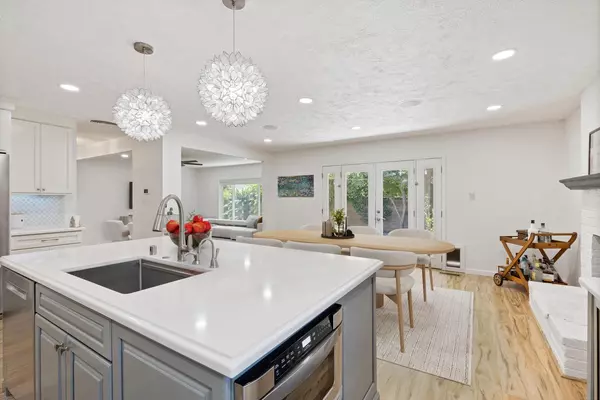 Lodi, CA 95240,1227 Lakewood DR