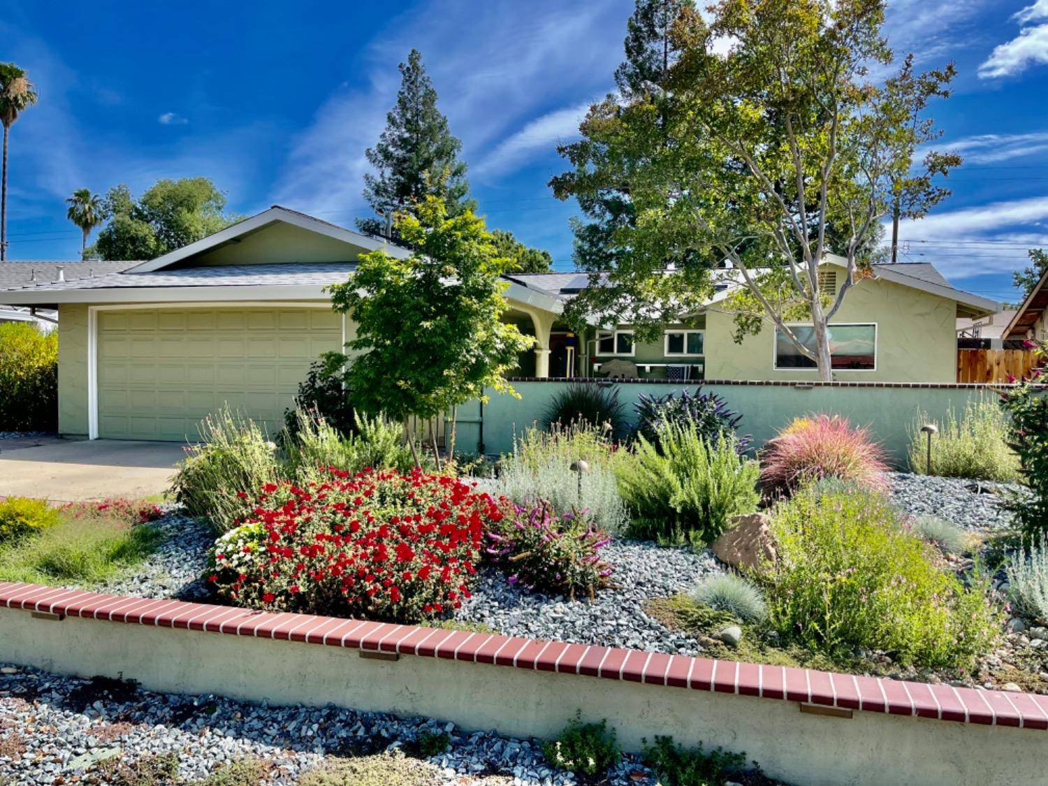 6820 Coventry DR, Citrus Heights, CA 95621