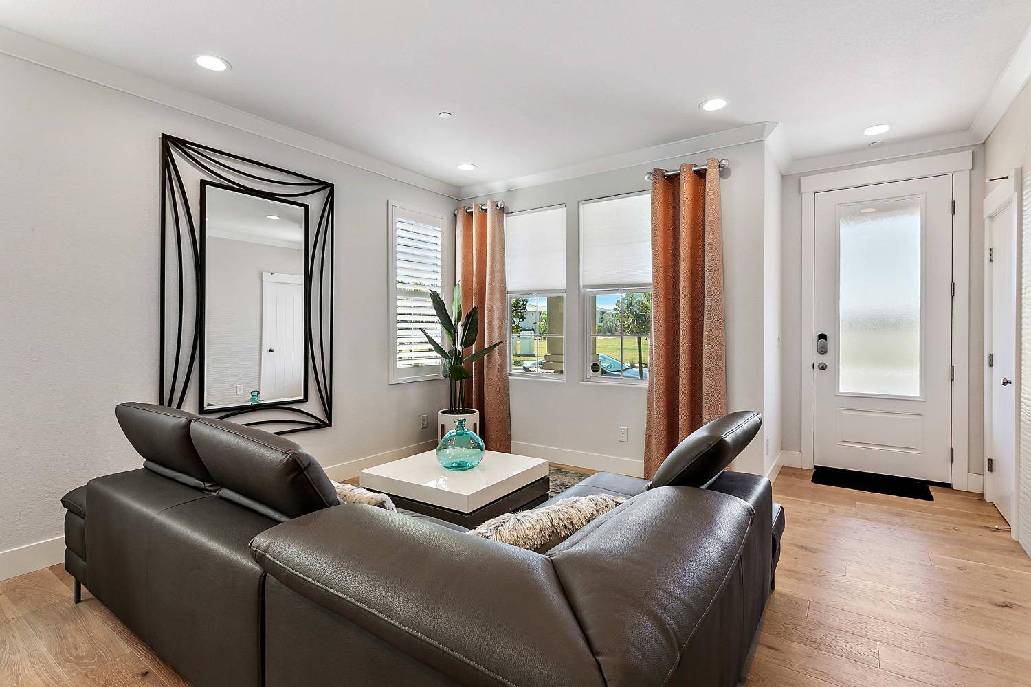 Sacramento, CA 95834,1721 N Breezy Meadow DR