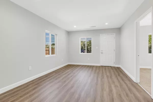 Sacramento, CA 95838,150 Ford RD