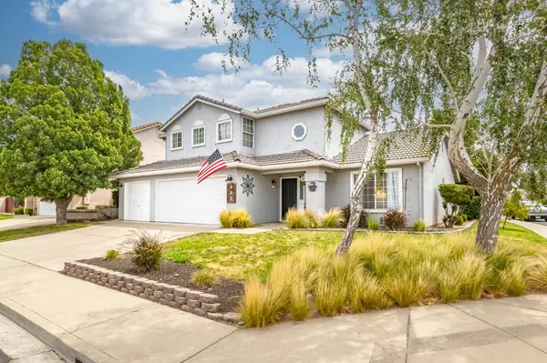 203 Fairwood, Oakdale, CA 95361