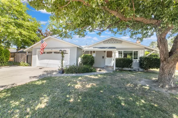 8813 Mavis AVE, Orangevale, CA 95662