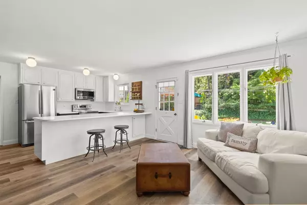 Sacramento, CA 95821,4010 Pounds AVE