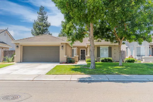 908 Westbrook LN, Escalon, CA 95320