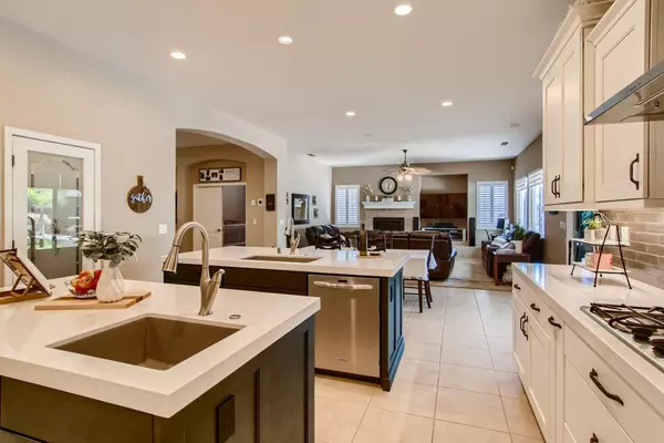 Elk Grove, CA 95624,9647 Kunzite CT