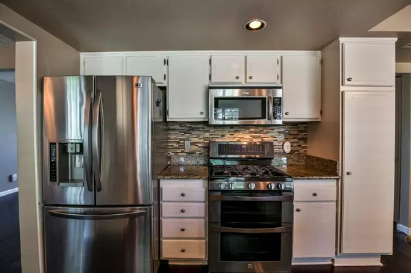 Sacramento, CA 95827,3333 Hogarth DR