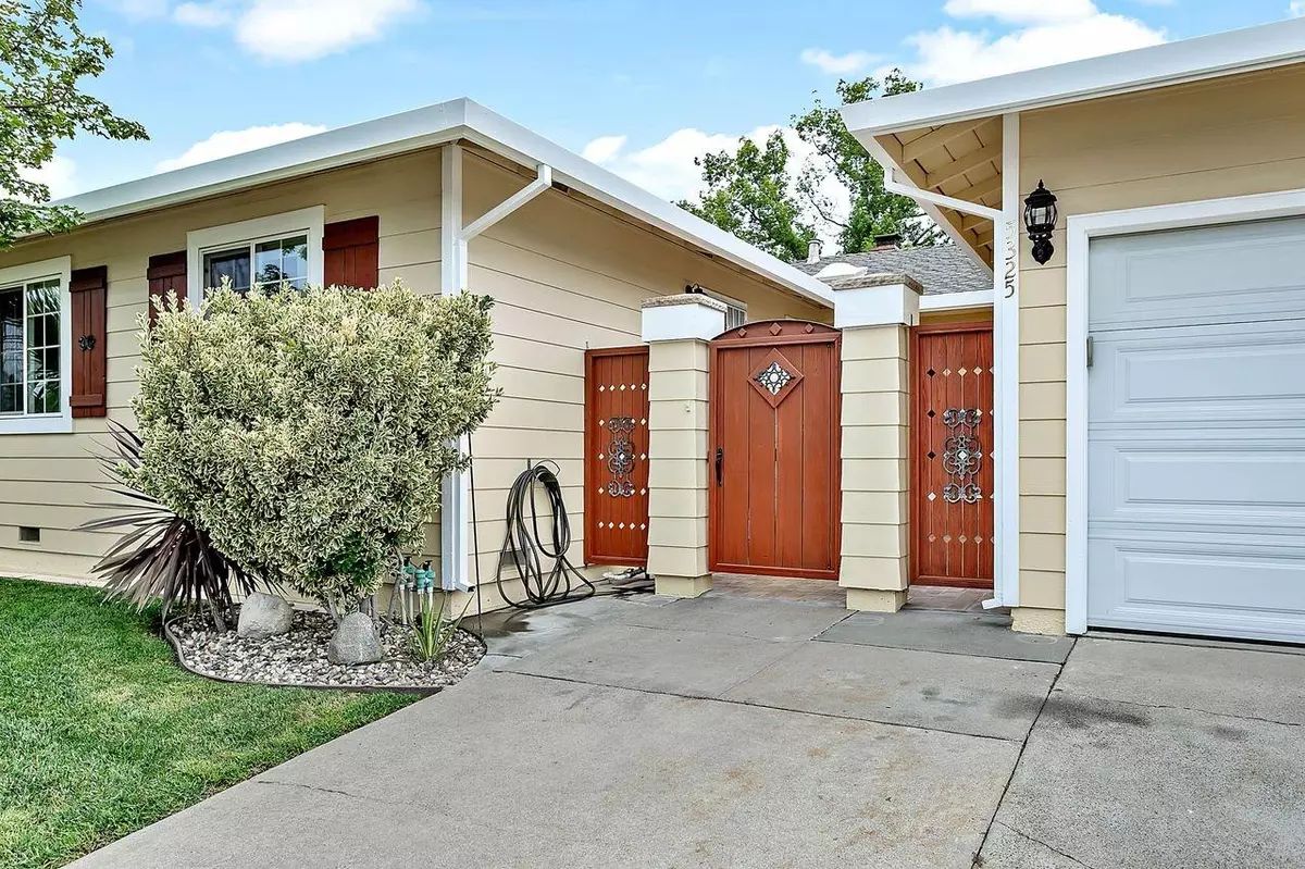 Sacramento, CA 95841,5325 Calistoga WAY