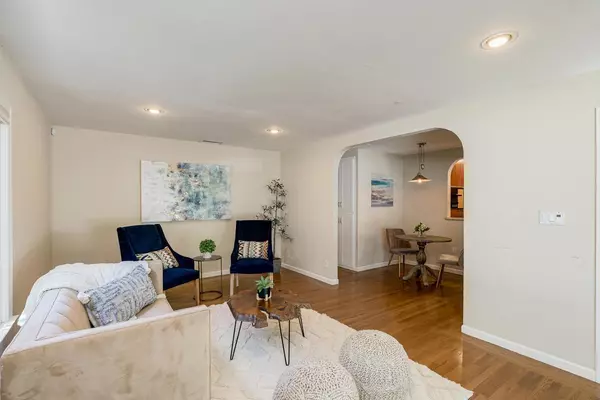 Sacramento, CA 95822,1453 Oregon DR