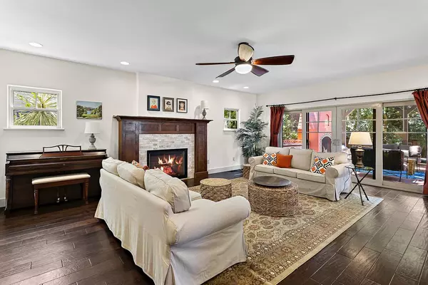 Sacramento, CA 95819,1210 40th ST