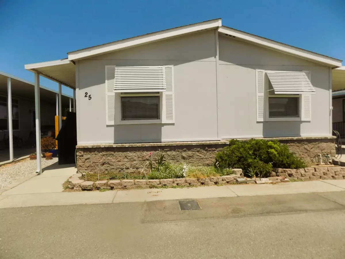 Dunnigan, CA 95937,5130 County Road 99W #25