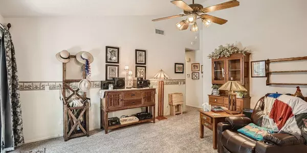 Sacramento, CA 95842,4525 Galbrath DR