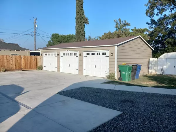 Hilmar, CA 95324,20205 4th ST