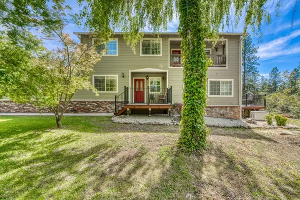 Colfax, CA 95713,830 May Ridge DR