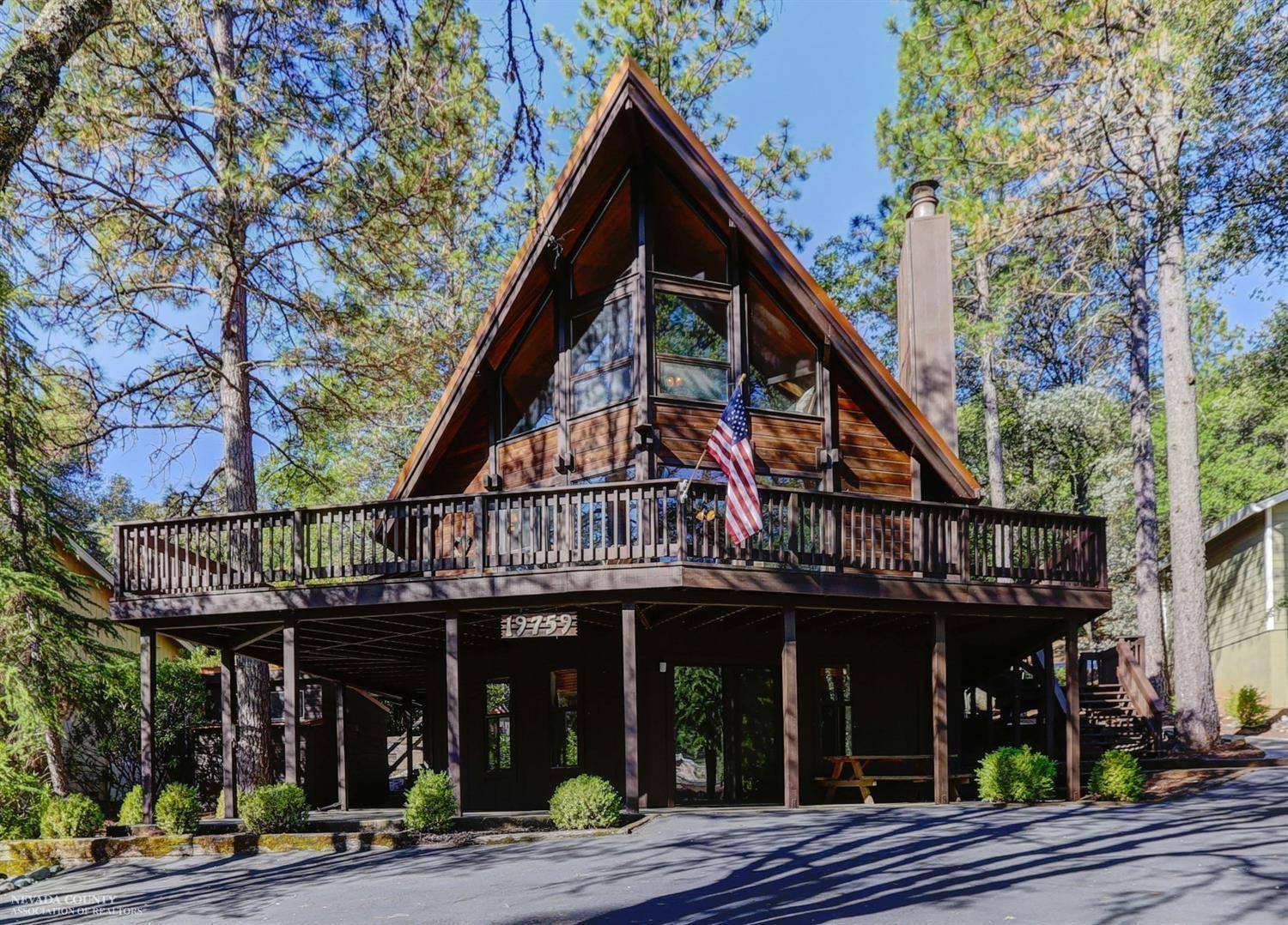 19759 Chaparral CIR, Penn Valley, CA 95946