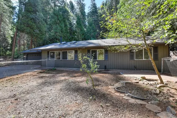 Pollock Pines, CA 95726,5550 Robinhood LN