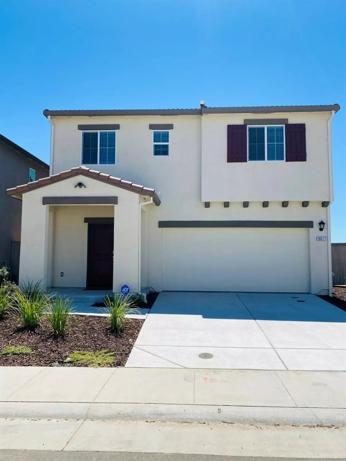 Roseville, CA 95747,9017 Farmstead CIR