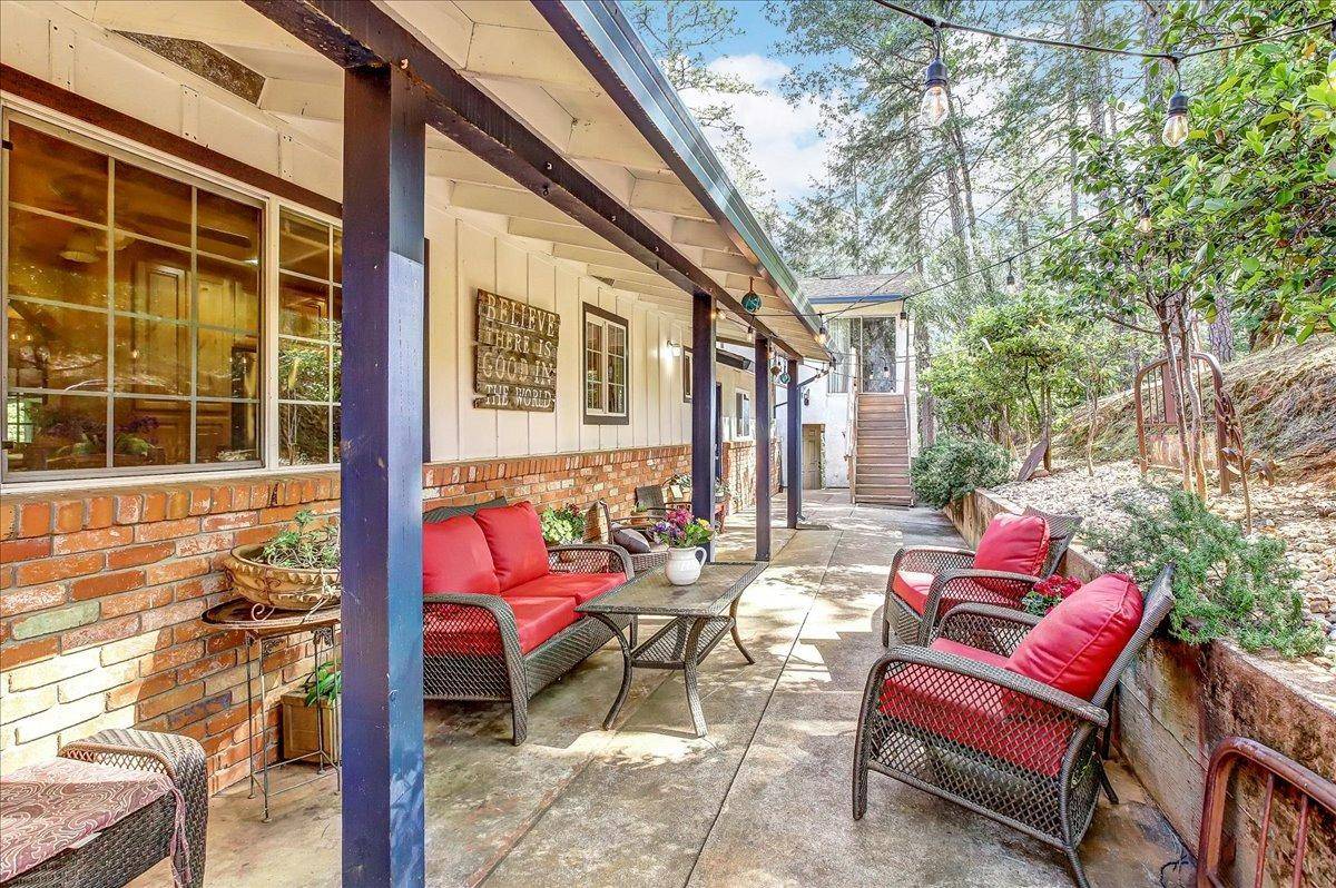 246 Sunset LN, Applegate, CA 95703
