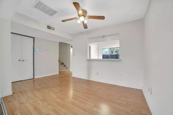 Stockton, CA 95219,6640 Embarcadero DR #80