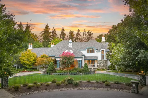 3035 Camelot CT, Chico, CA 95973